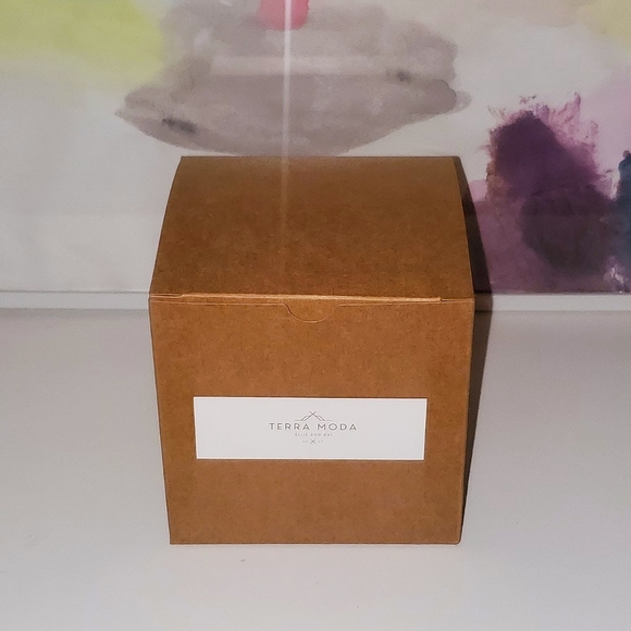 Gift wrapping available for any purchase! - Picture 9 of 13